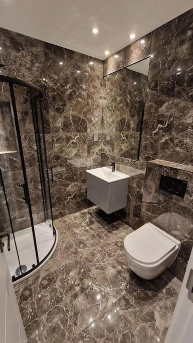 Dream Apartment Finchley 4 Min Walk To The Train Hendon Bagian luar foto