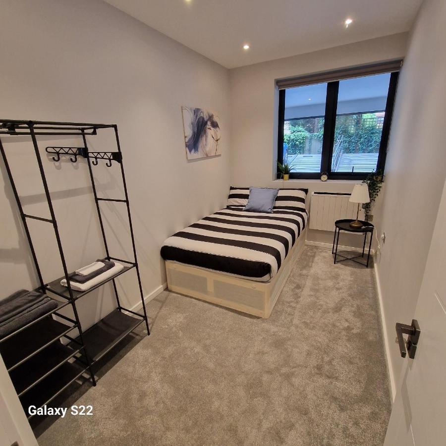 Dream Apartment Finchley 4 Min Walk To The Train Hendon Bagian luar foto